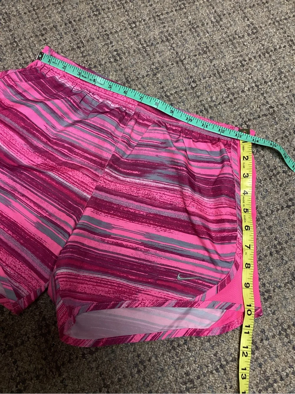 Nike Dri Fit Hot Pink Striped Athletic Shorts * Girls L